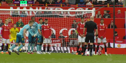 欧洲区13队全出炉，世界杯最新赛程分组（欧洲足坛疯狂一夜）