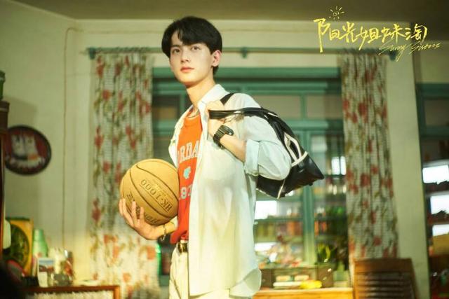 陈鹤一（陈鹤一简介，陈鹤一：从网红转型为演员（陈鹤一百度百科）