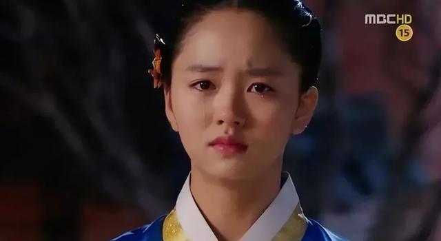韩国最美十位女星，2023年韩国最美的10大女星