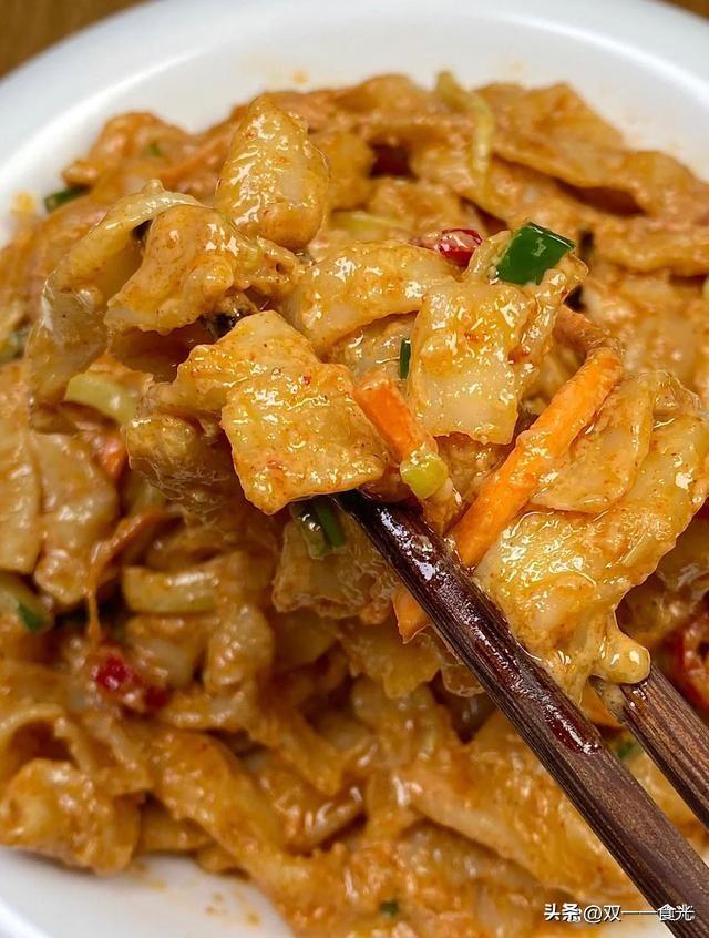 如何自制麻酱面，面条裹满麻酱，好好吃