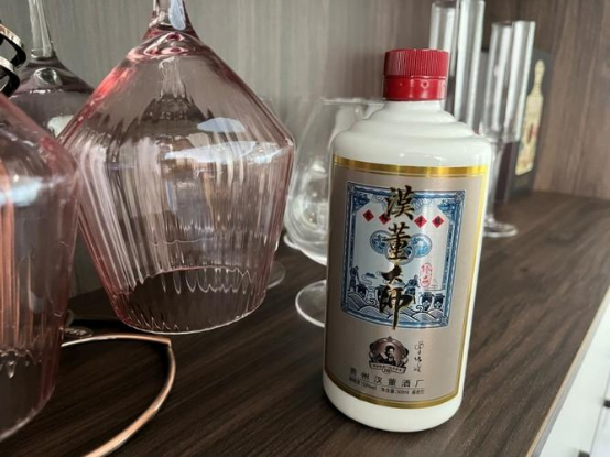 重阳节饮什么酒，重阳节喝什么酒（知道这些保证在酒桌上惊艳众人）