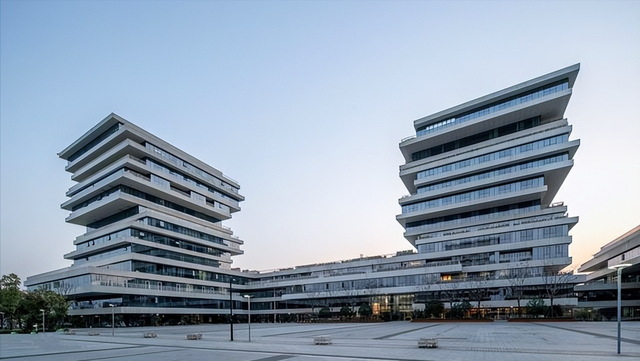 杭州大学分数线，杭州大学录取分数线|（浙师大、杭师大2022年各专业省内分数线）