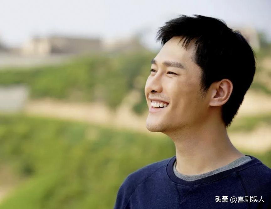 同样是过气艺人，有人退圈当百亿 明星总裁(关于明星总裁的简介)