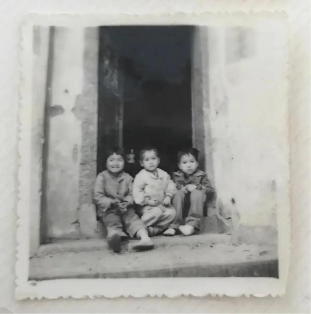 春节的传说故事50字，春节的来历50字左右（一一《春节往事》）