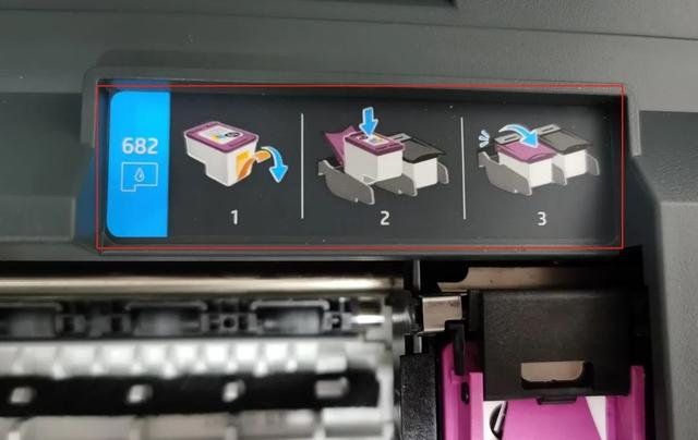 惠普打印机怎么换墨盒，惠普打印机墨盒（不同墨盒更换方式~保准你一看就会）