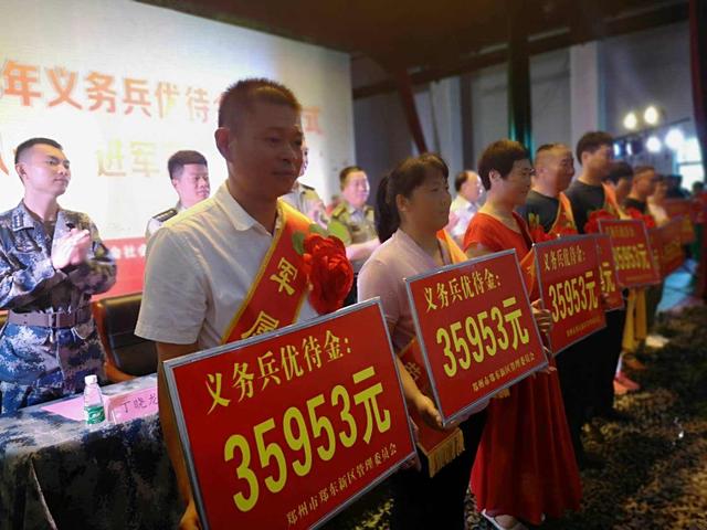 5年兵回来有什么待遇，5年兵回来能做什么工作（如今当兵选择2年、5年、12年可以拿多少钱）