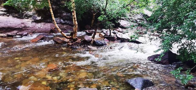 小五台山的门票是多少,五台山大门票和小门票多少钱(为夏天找一个避暑