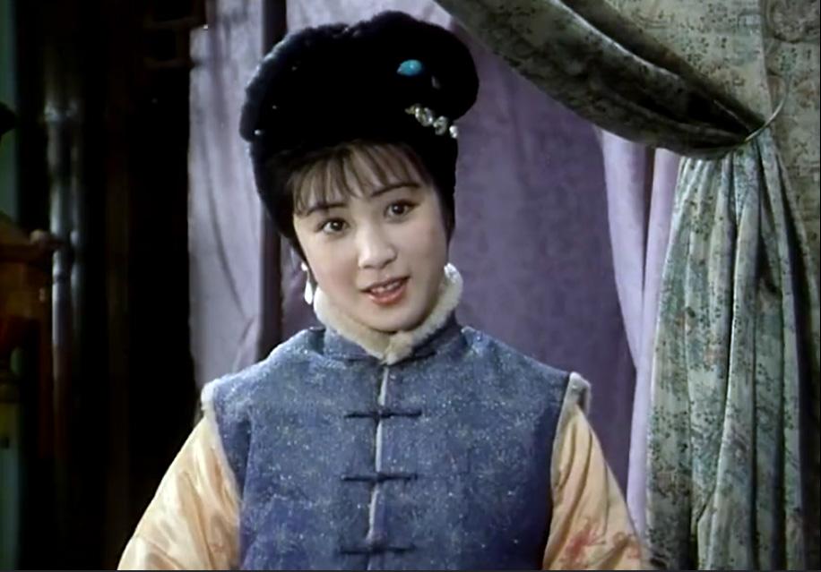 二,傅艺伟版"薛宝钗":色艺俱佳