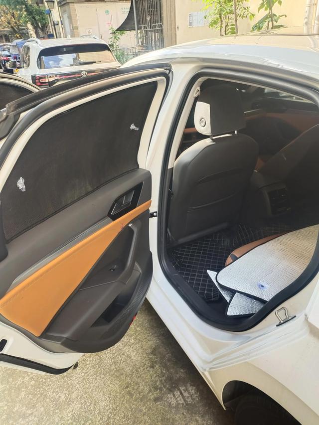 汽车千万不要用遮阳挡，汽车千万不要用遮阳挡有什么说法（汽车遮阳挡是在交智商税吗）