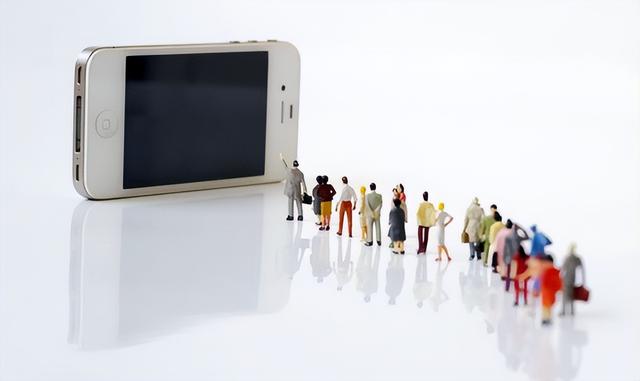 运营商电话号码，移动的运营商的服务号码是多少（中国移动2个“老板号段”）