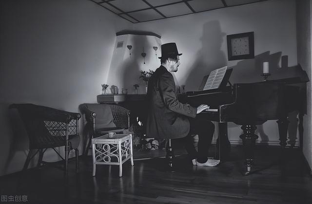 黑色星期天歌词大意，黑色星期天歌词是什么（解密世界禁曲黑色星期天）