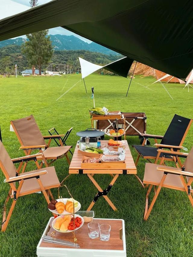 蒙古包帐篷价格，12米蒙古包价格（莱芜这三处绝美露营地）