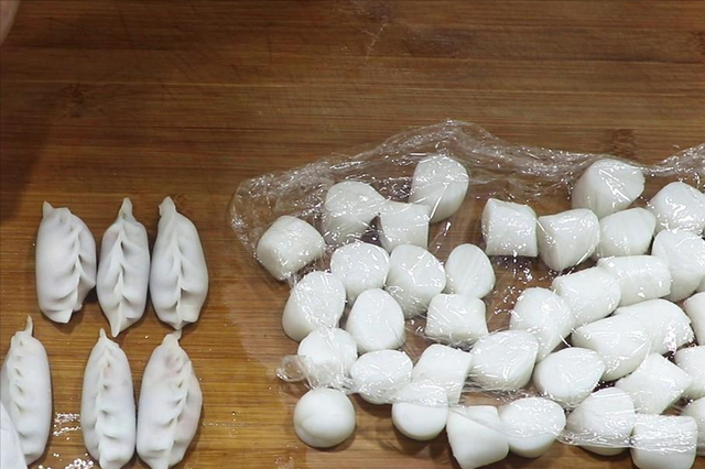 饺子要煮几分钟，饺子开锅煮几分钟（比韭菜和白菜都鲜）