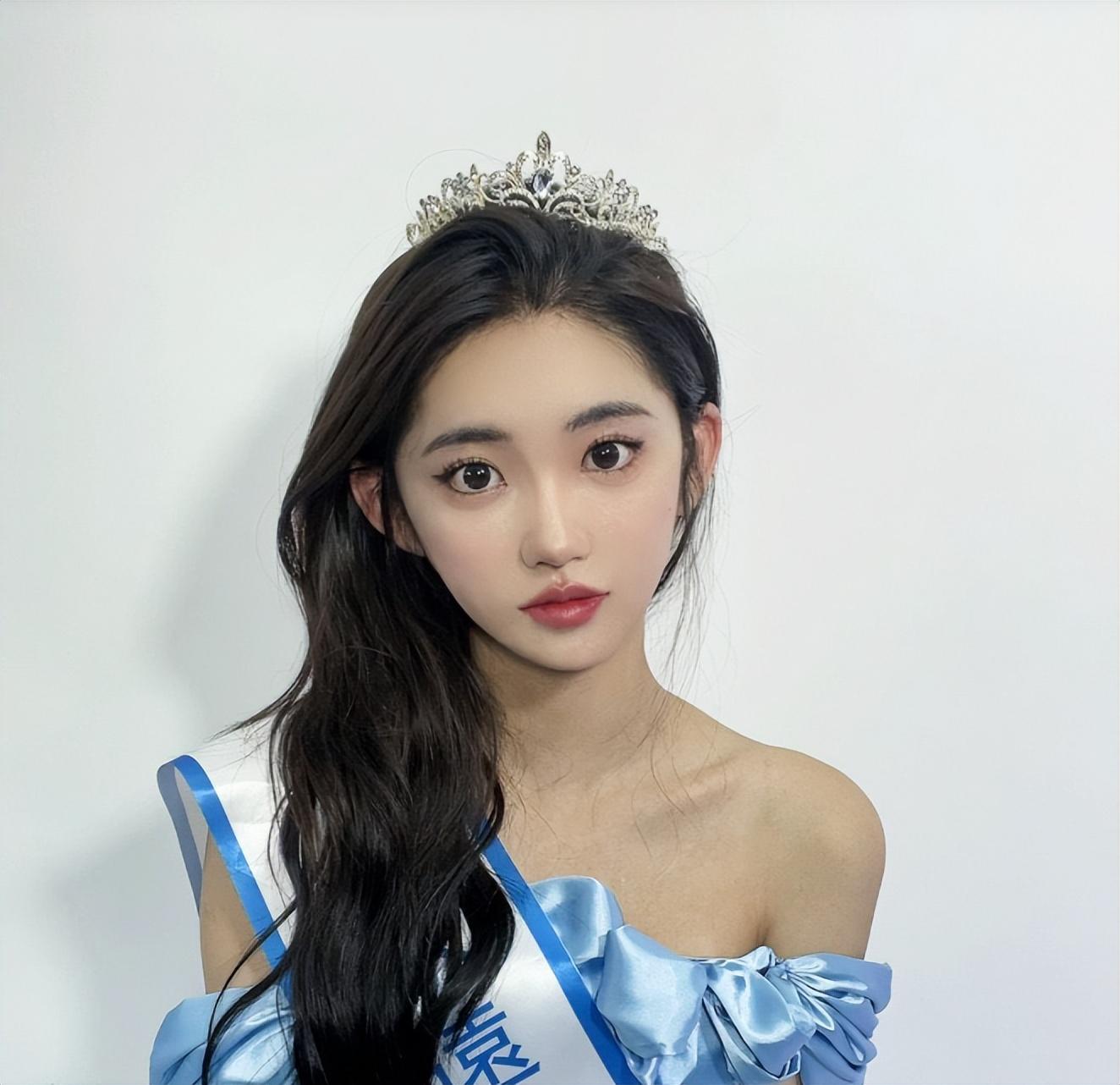 李由(网红李由变性成功) - 火句子