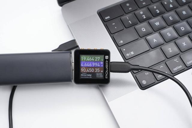 ipad充电线，pro充电线是type（能够经历2万次折磨的充电线表现是否属实）
