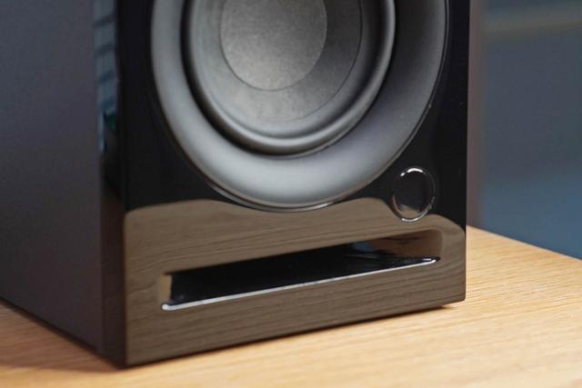 艾特铭客音响系列介绍，小桌面也能搭配的HiFi级有源音箱