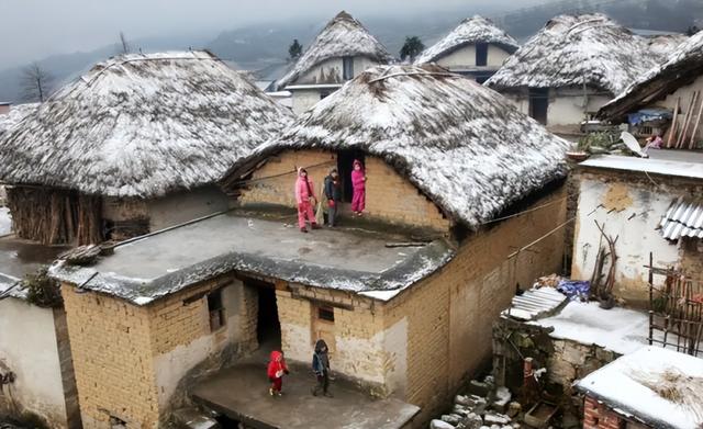 民族的主要特征是什么，民族特征属于什么（但你知道他们最具特色的建筑特色是什么吗）