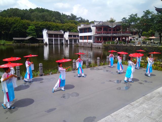 佛山南海影视城好玩吗，南海影视城好玩吗（Yoyo游一游——南海影视城）