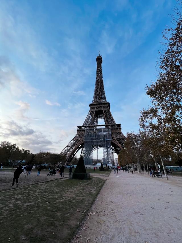 法国旅游攻略，法国旅游攻略冬天（中国护照想从新加坡去欧洲玩）