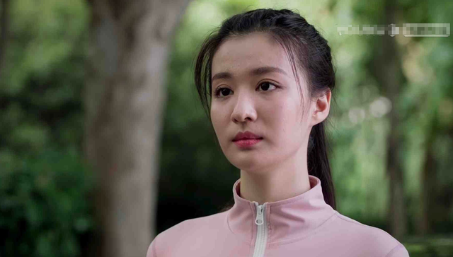 没有整过容的女明星，90年没整过容的女明星（“不老女神”现原形）