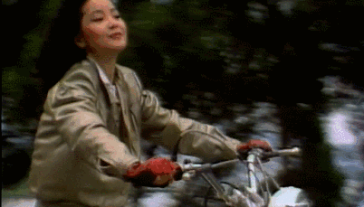 邓丽君简介个人简历，邓丽君简介（是华语乐坛献给世界“最珍贵的礼物”）