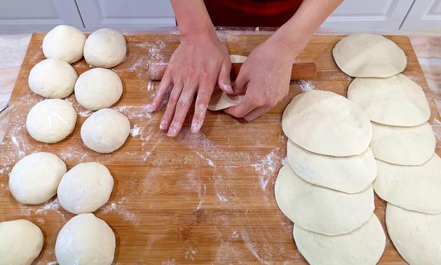 芹菜叶怎么做好吃，芹菜叶子怎么做好吃（芹菜别只吃茎）