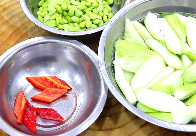 入伏吃什么，入伏吃什么养生驱寒（也要吃这5种食物）