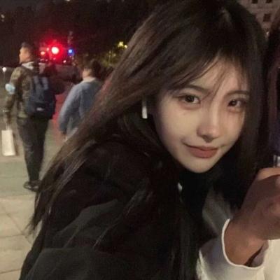 高冷女神图，微信头像，高冷女神图（高冷可爱女生头像图片）