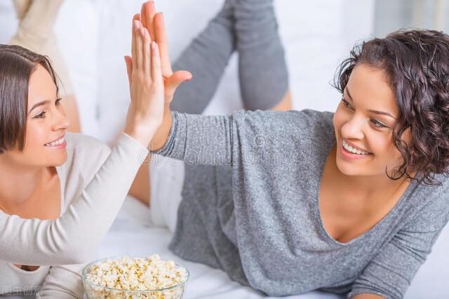 奶奶去世有丧假吗，爷爷奶奶去世可以请丧假吗（爷爷辈、孙子辈属于直系亲属吗）