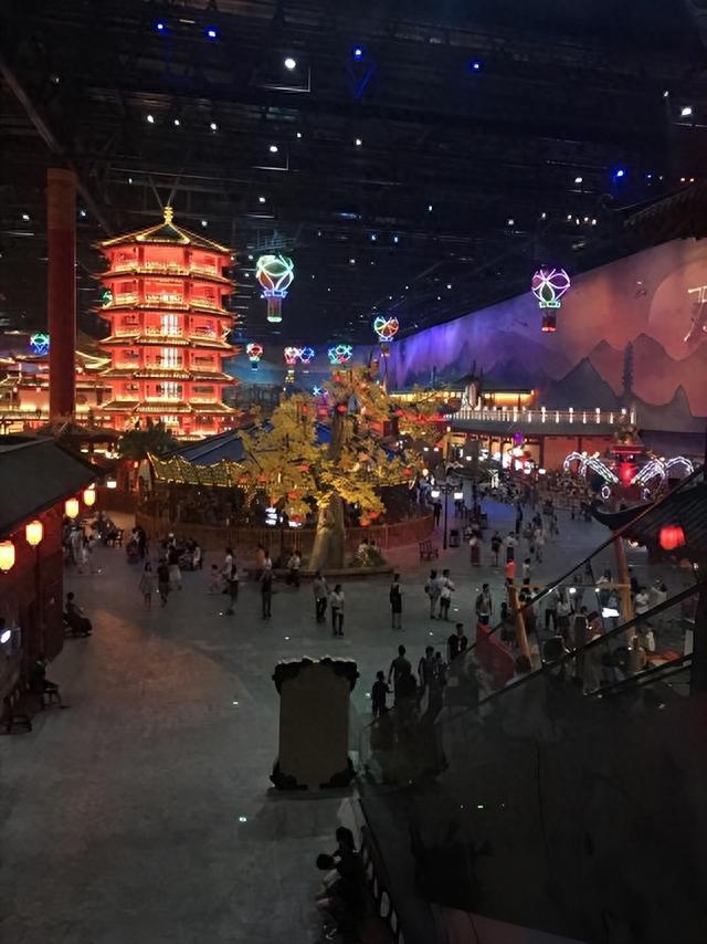 安徽姑娘带大家逛逛南京万达茂，看看万达乐园的娱乐项目