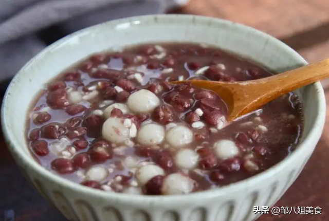 经常吃豌豆好还是黄豆好，经常吃黄豆和豌豆身体会怎样（建议：常吃4种豆子）