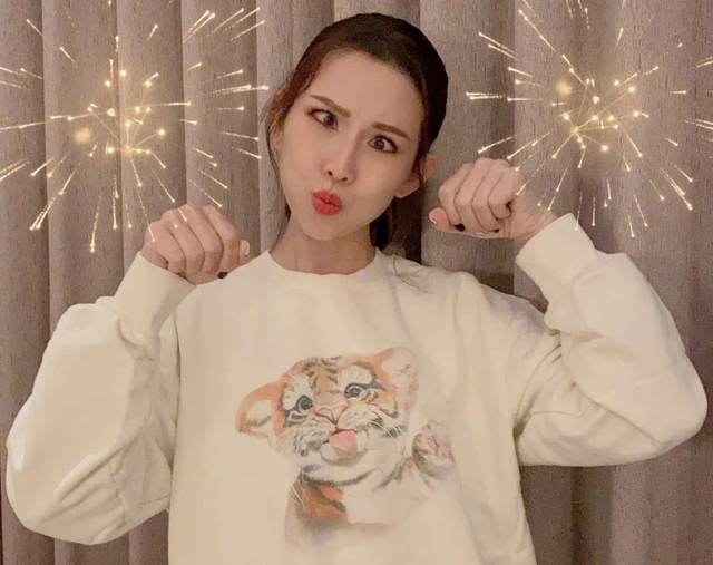 虎的成语吉祥语，李易峰跟金鱼合影（虎成语大全四字吉祥语）