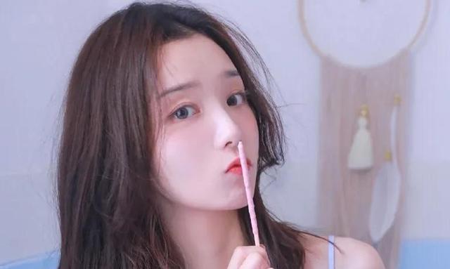 怎么撩已婚妇女高情商聊天术，如何去撩一个已婚女人（追已婚中年女人最快的方法）