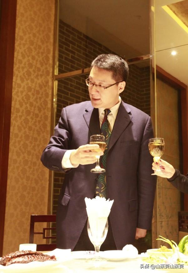 哈尔滨市有特色的西餐，<三>伏尔加庄园城堡西餐厅