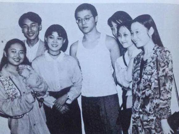 窦唯前妻高原现状，窦唯第二任妻子高原出生于（却与窦唯不到两年就离婚）