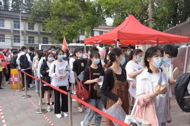 安徽省高考人数2022年多少人，2022高考录取率（2022年安徽省高考圆满结束）