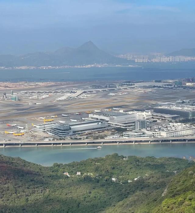 香港东荟城有什么东西，迎香港回归——港珠澳大桥