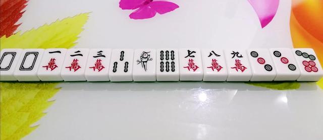 打麻将技巧十句口诀，打麻将技巧十句口诀有哪些（很实用的麻将技巧）