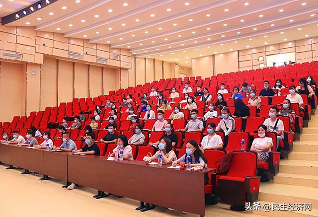 四川三河职业学院，四川三河职业学院是几本_是本科还是专科学校（四川三河职业学院新教师岗前培训结束）