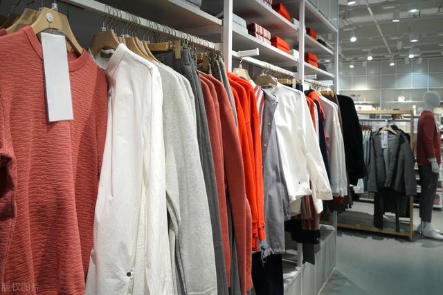 服装erp系统，服装erp系统是什么（服装批发行业推荐使用ERP软件的原因）