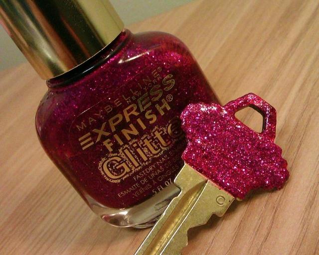 女性生活小常识，女生12条生活小习惯（让女性与众不同的简单生活小窍门）