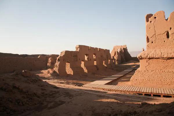 西域指的是什么地方，西域是指今天的什么地方（西域三十六国有多大）