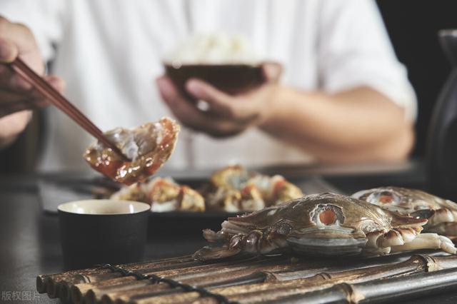 为何爱情让我心痛，为何爱情它总是让我心痛是什么歌（丈夫一句话让她心碎一地<下>）