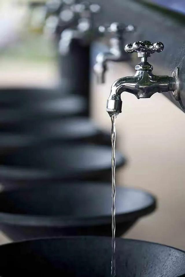 烧开的水是软水吗，什么是软水（自来水是硬水怎么办）