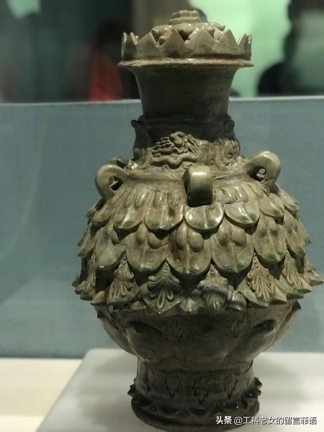 青瓷莲花尊是什么朝代的，青瓷莲花尊是什么朝代的瓷器（湖北省博：两晋和南朝时期）