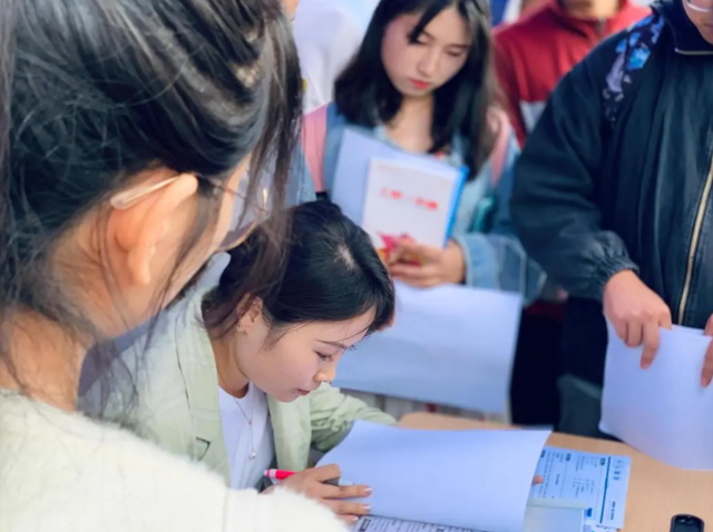 校招进国企算什么身份，校招进国企是正式工吗有编制吗（也就意味着和很多工作无缘了）