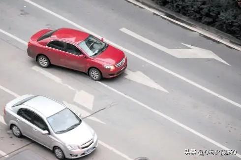 人行横道线的作用是什么，人行横道线图片（23种交通标线的形状和作用）