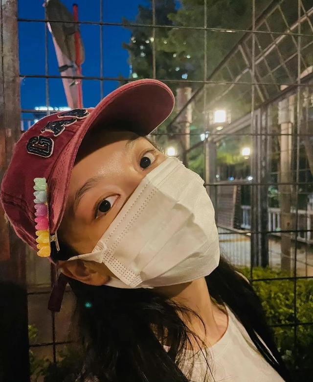 韩国明星头像微信，韩国明星头像（韩国美女明星，金裕贞高清头像）