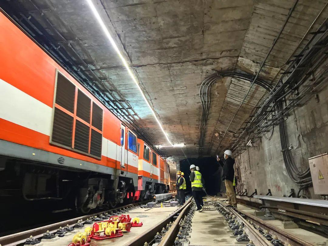 中央财经大学新校区（外国人不准超越）