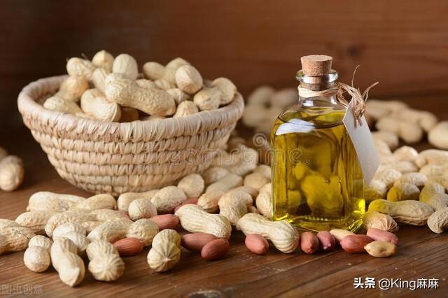 葵花籽油与玉米油哪个好吃_葵花籽油和玉米油好吗，食用油玉米油和葵花籽油哪个好（花生油排在第三梯度）